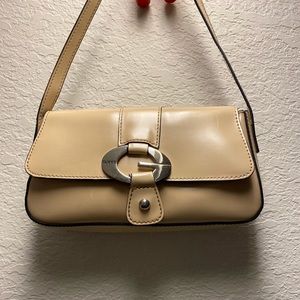 Vintage over the shoulder purse